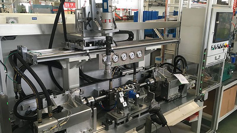 小标题：一、定制周期的决定因素